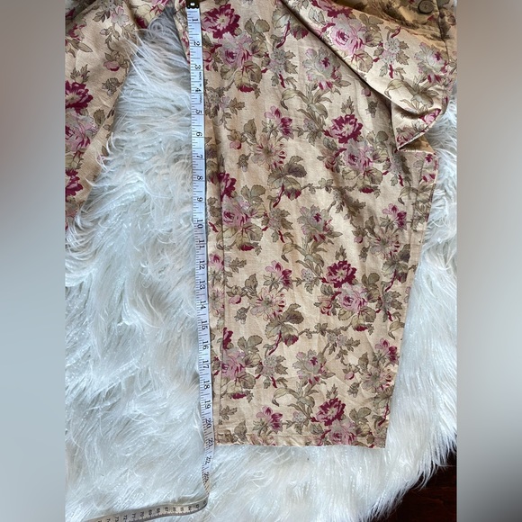 SILHOUETTES Women’s Floral Print Linen Blend Cropped Overalls, Tan, Size XL. - Picture 7 of 9